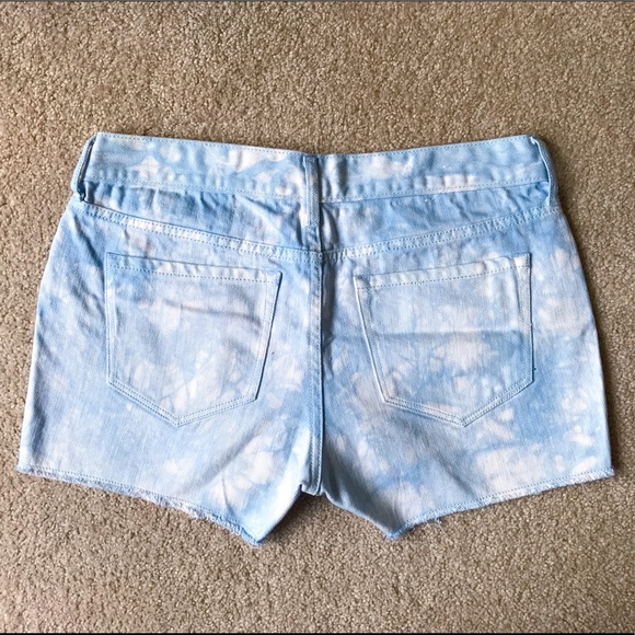Old Navy tie-dye shorts - Picture 2 of 7
